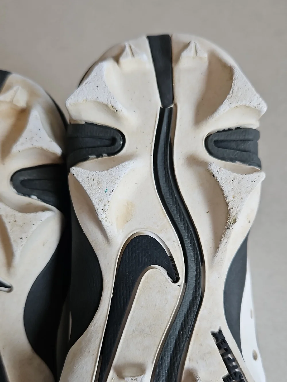 Nike White And Black Baseball Cleats